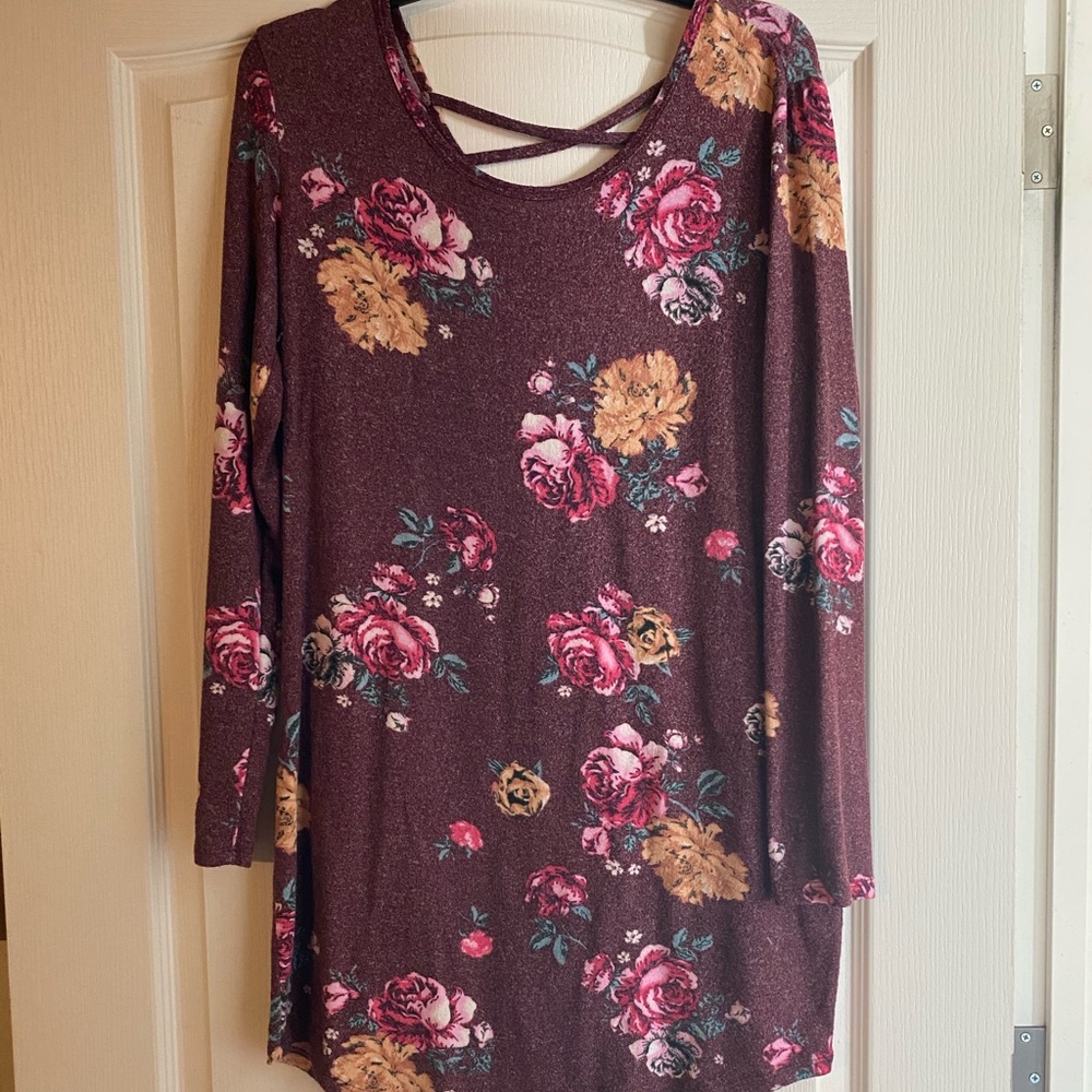 Floral tunic top
